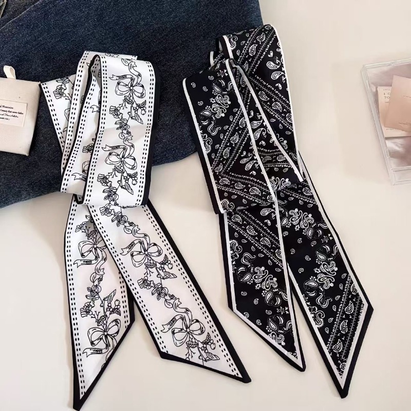 Women Bags Deals - Syal Panjang Paisley Dua Sisi Hitam